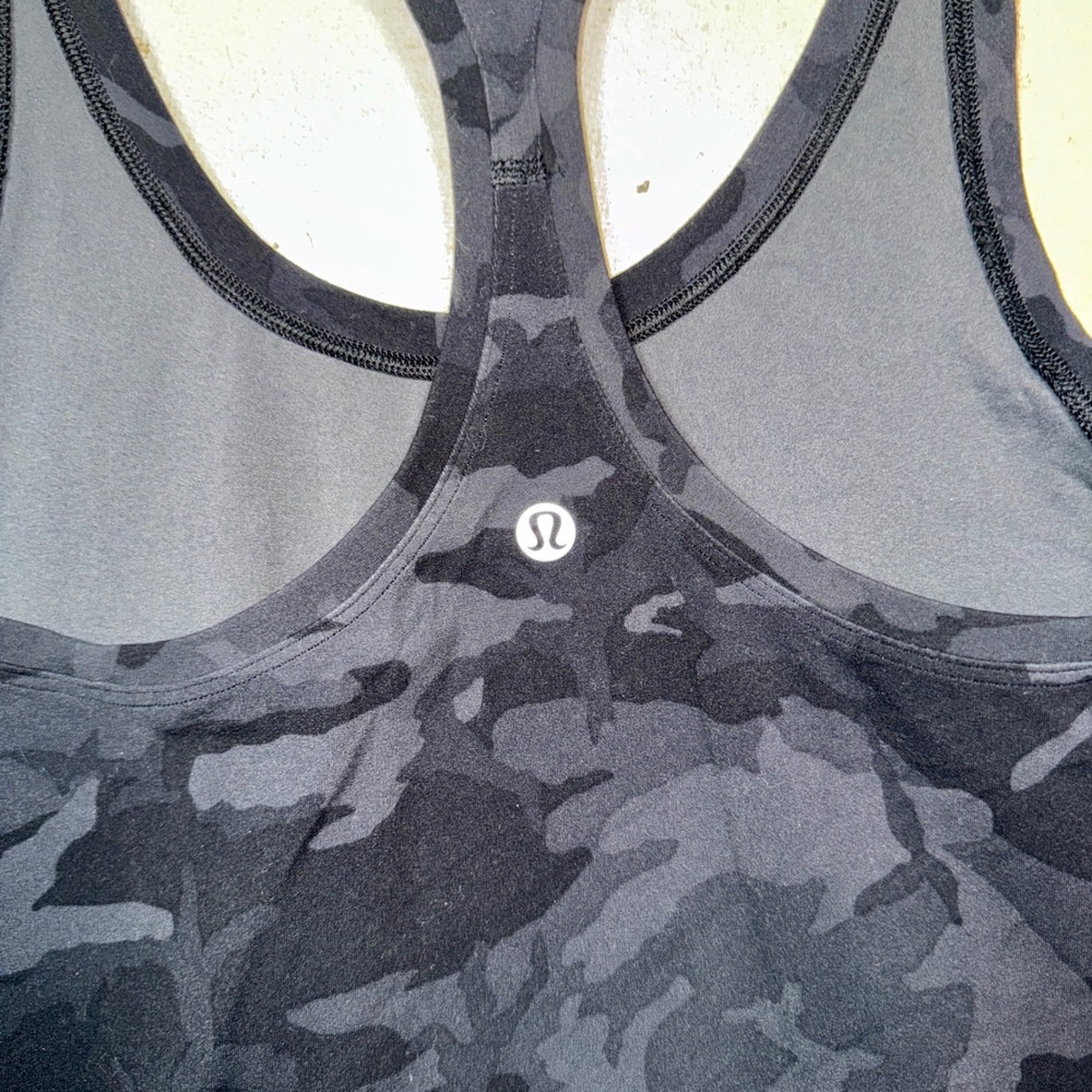 Lululemon Black Gray Camo Cool Racerback Tank Top Womens Size 4 Estimated - Picture 7 of 9
